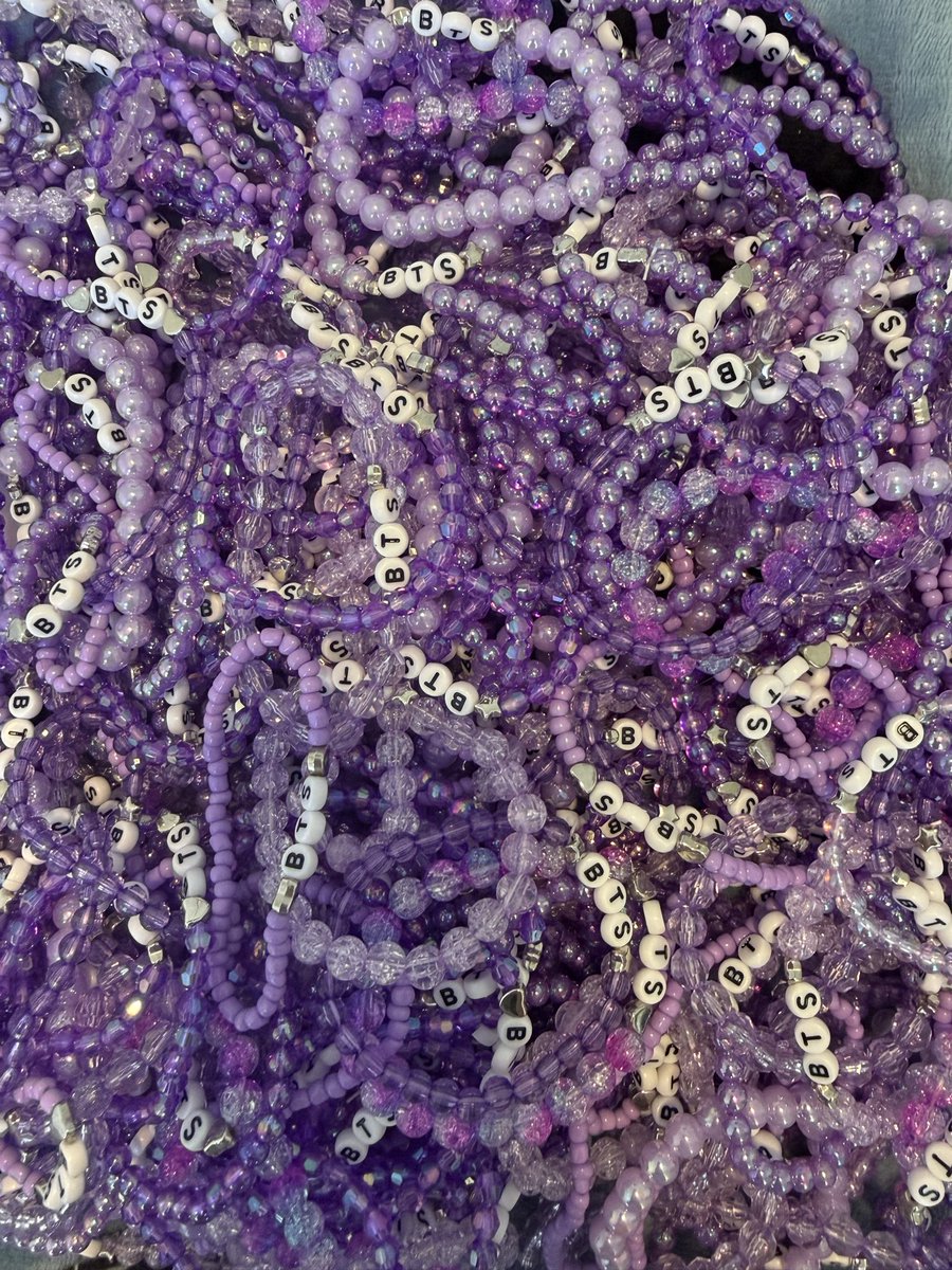 Chantelle ⁷ IS SEEING BTS TOMORROW tweet media