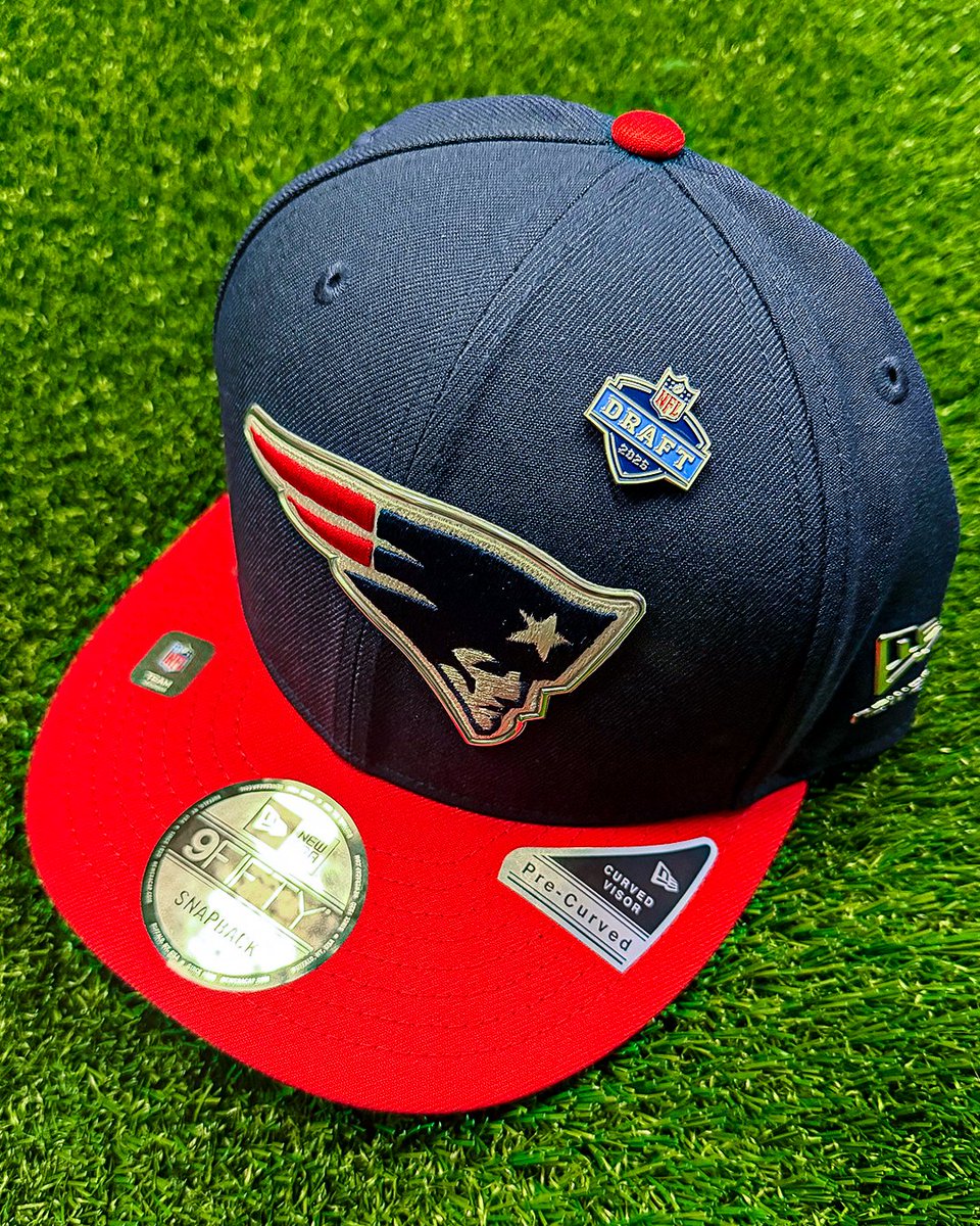 New England Patriots tweet media