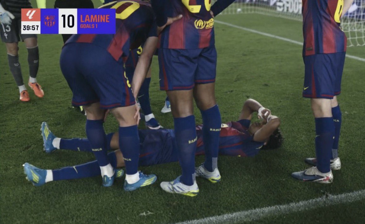 الأحزان ما تفارقنا 💔

#برشلونة