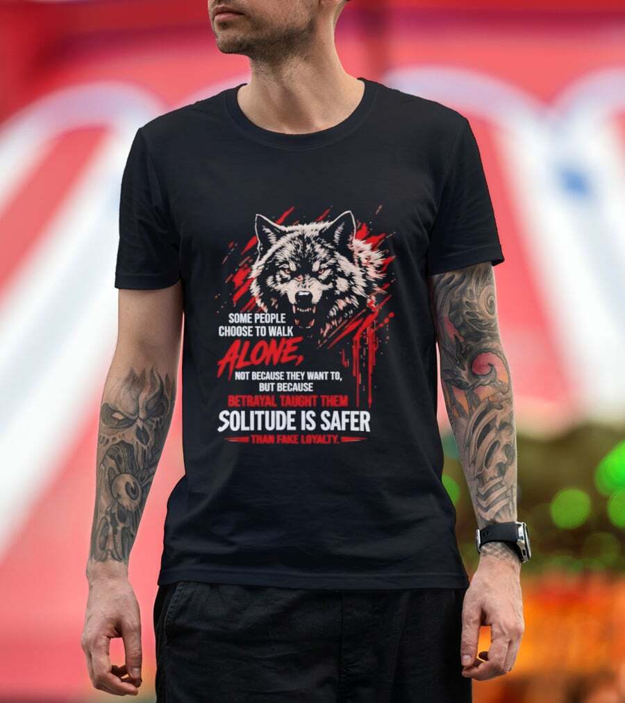 zereviabrand's tweet image. Tiny confession: I’ve always felt a connection to the idea of walking alone. Sometimes solitude really is safer than betrayal. This shirt resonates with that vibe, and it just hits differently. zerevia.com/product/t-shir…

#LoneWolf #Solitude #Betrayal #Loyalty