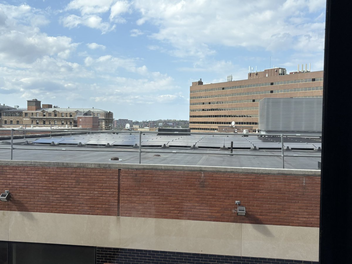 nalumkal's tweet image. I’m taking a walking tour about Syracuse University’s sustainability efforts. From lighting, heating , to compost, to solar to food, I’m hearing about the many efforts ongoing at SU on this Earth Day. @NCCNewsOnline #earthday #sustainability #compost