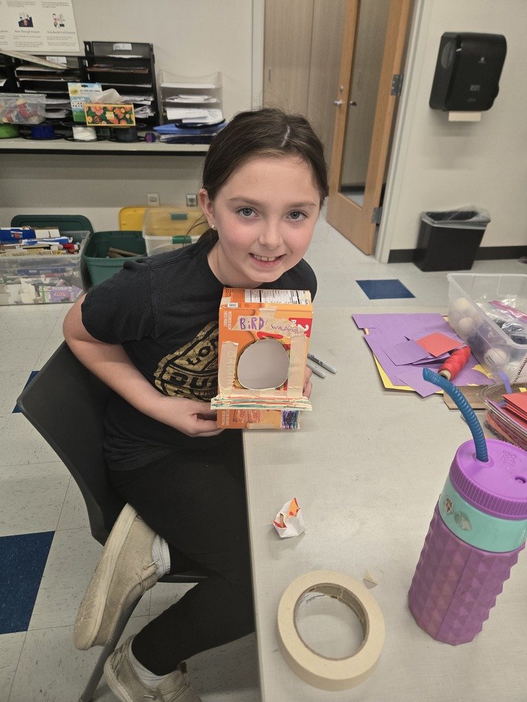 central_schools's tweet photo. To honor Earth Day, kindergarteners have been working on making homemade bird feeders this week and second graders are making bird houses. Both projects focus on turning recyclable materials into something new that helps animals in nature! https://t.co/fvZSXfRd0w