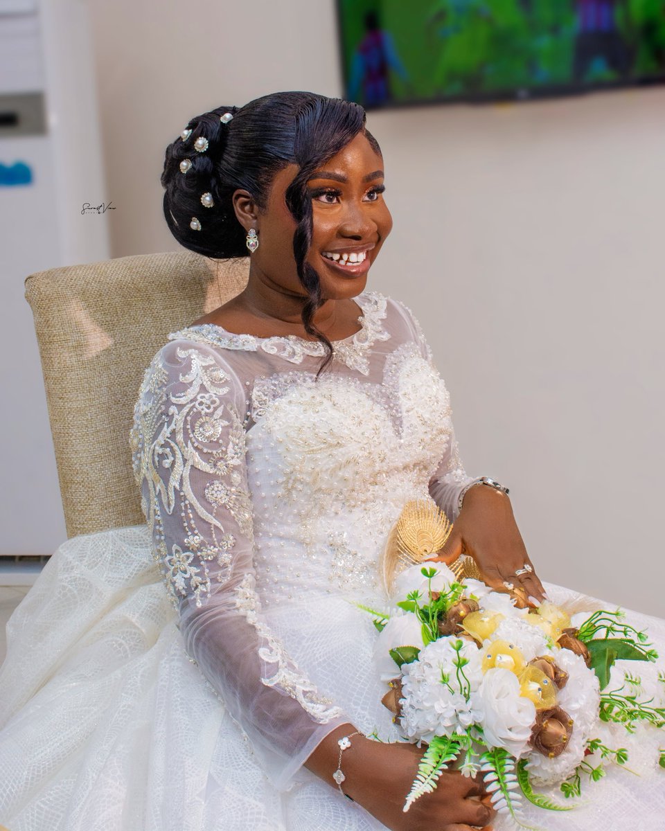 Surestview01's tweet photo. Luxury is not a moment… it’s a language 💍✨
Fluently captured by Surest View Studios 📸 https://t.co/6tUoS9mc7v