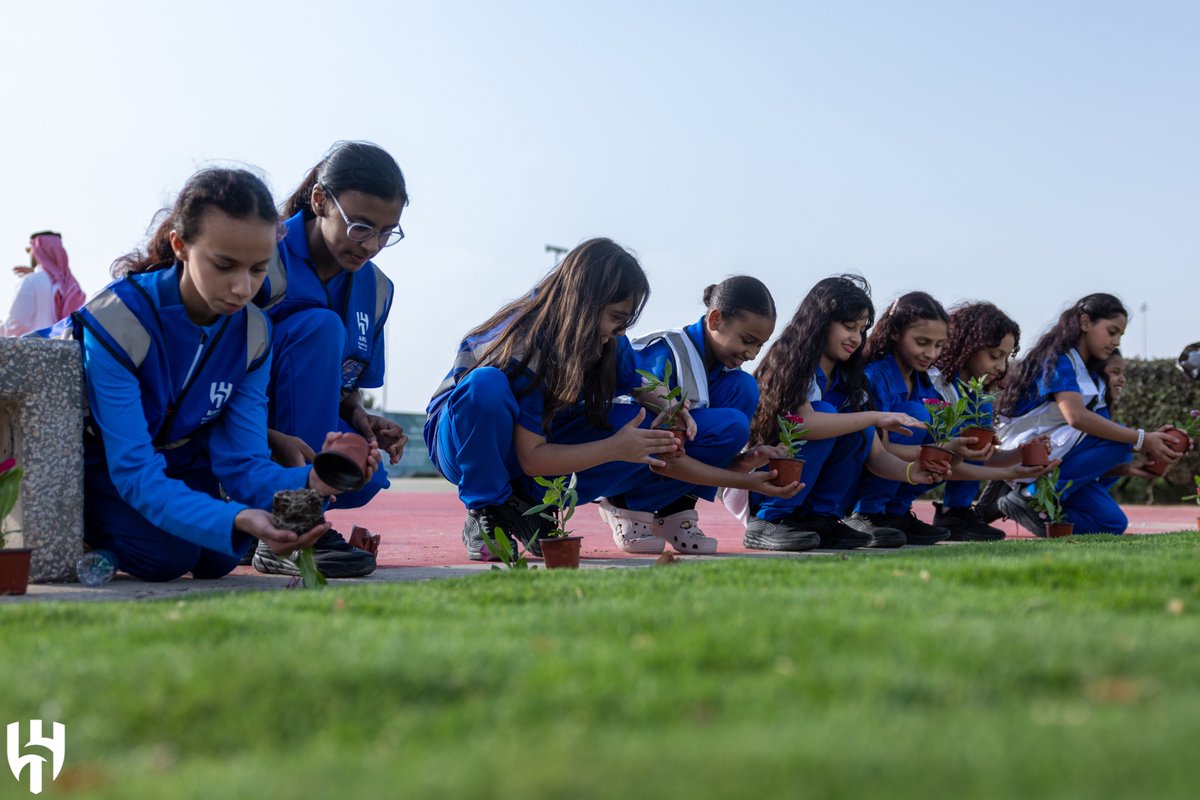 مؤسسة الهلال الخيرية tweet media