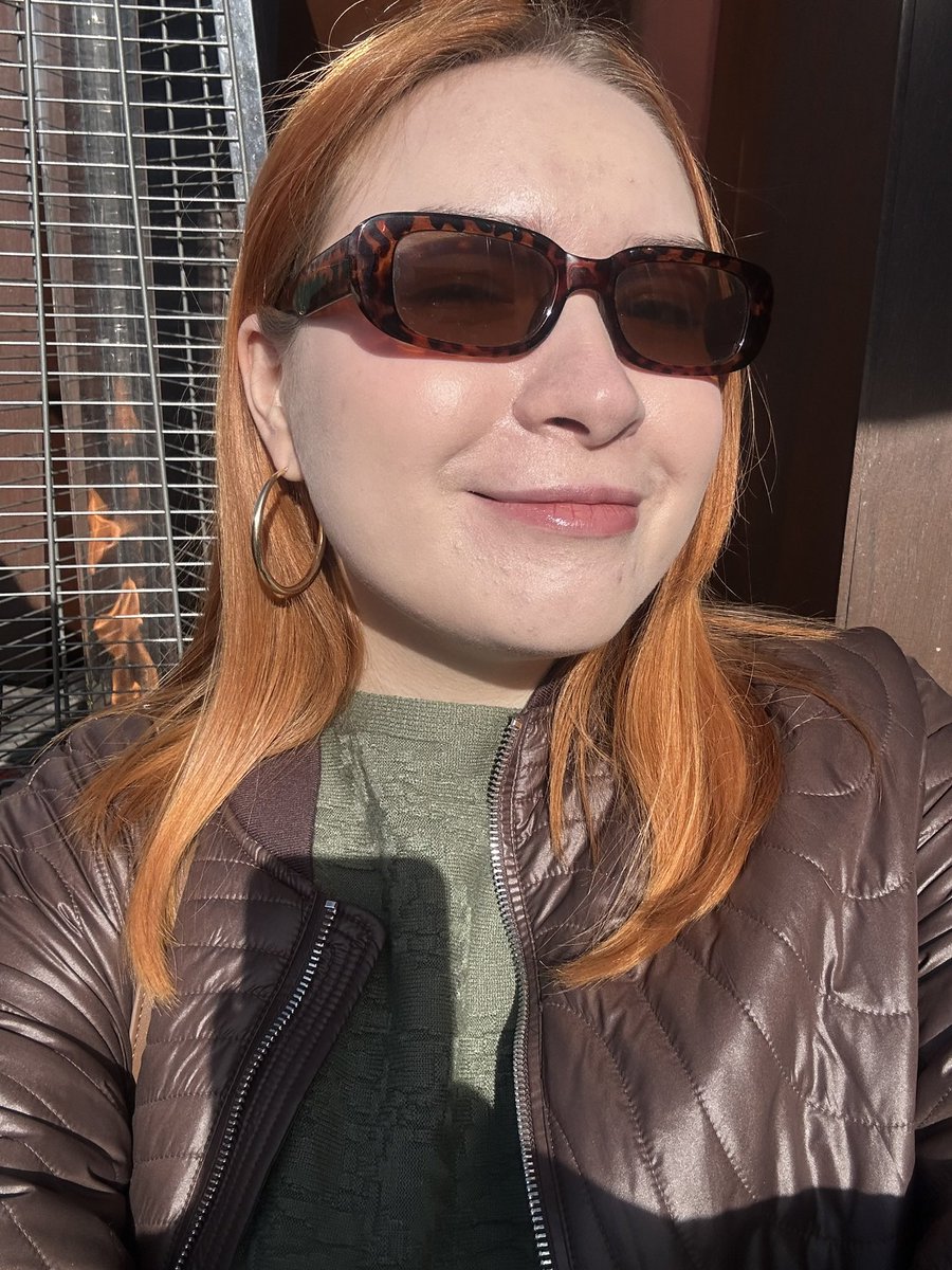 алина колт tweet media