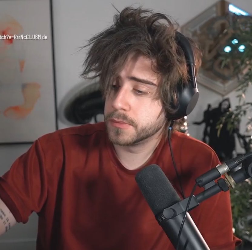 lehna (@lehnnaz) on Twitter photo 