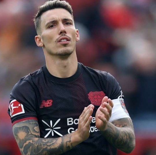 Efeshuayi tweet media