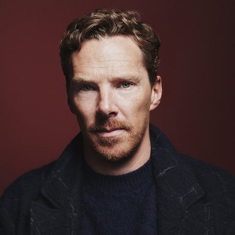 Benedict Cumberbatch will produce and star in a series adaptation of Nick Brucker’s ‘WHITE SMOKE’ for A24.

It is set among a group of duplicitous con men and thieves determined to steal the Vatican’s most remarkable treasures during a papal conclave.

(deadline.com/2026/04/benedi…)