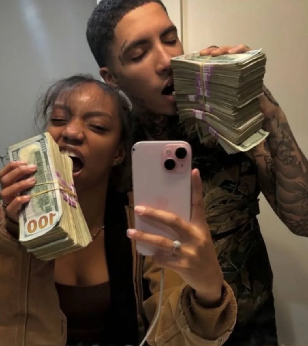 When y'all both getting the money ❤️💰🤑