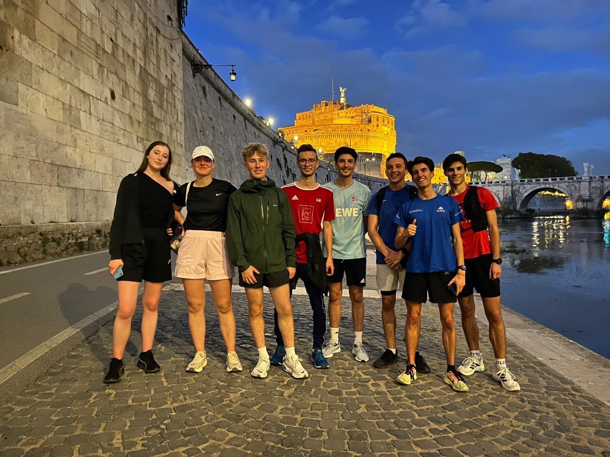 Luis_Encinas_'s tweet image. Ayer cumplía 2779 años de historia una de las ciudades más increíbles del mundo Roma. 

Tuve la inmensa suerte de vivir allí varios meses maravillosos. 

La città eterna. 
#Roma
#Rome