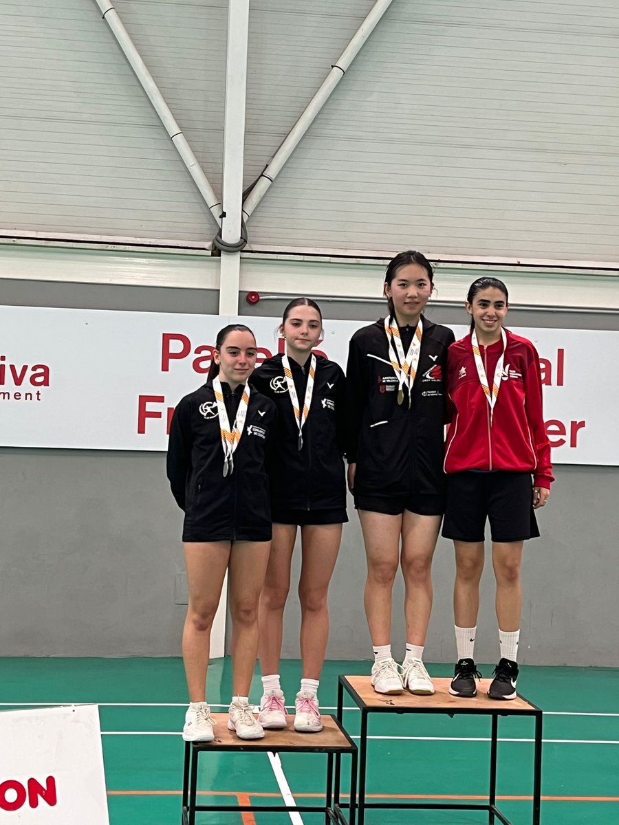 BADMINTON DROP VALENCIA tweet media