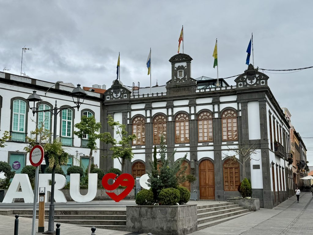 Maxim Vos tweet media