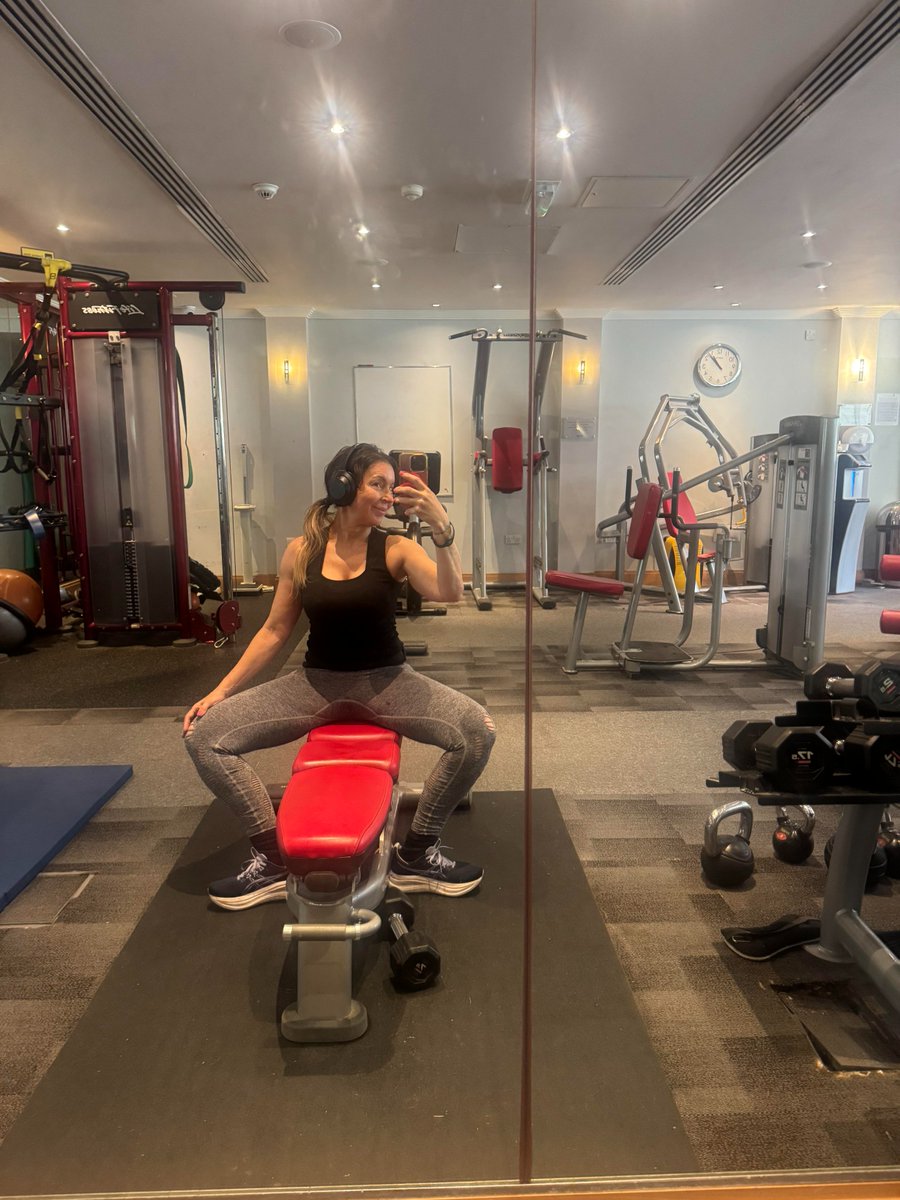 Siennarosess's tweet photo. Just me, my music, and the weights 💪😌

#gym #fitness #gymgirl #fitlife #workout #fitnessmotivation #gymselfie #fitspo #progress #strongwomen #consistency #motivation #healthylifestyle #confidence #explorepage #fyp #viral https://t.co/TBUnmJXa5h