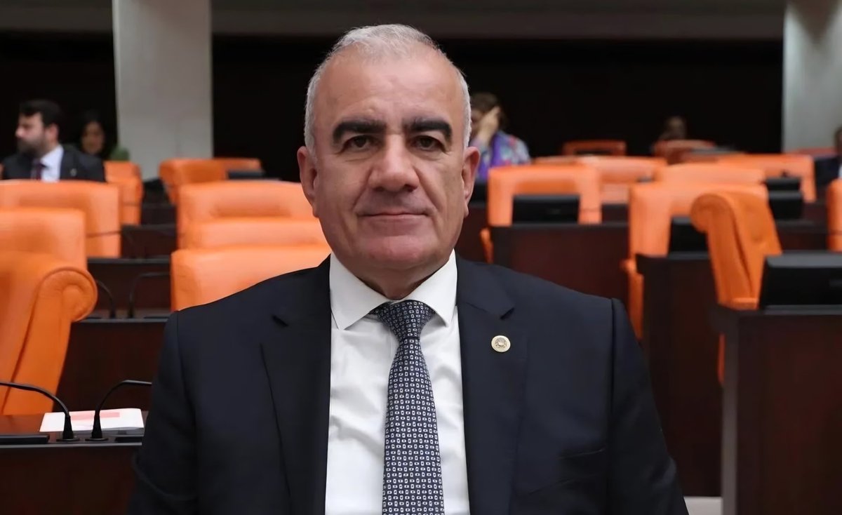 AK Parti Adıyaman Milletvekili Hüseyin Özhan’dan 23 Nisan Mesajı haberadiyaman.com.tr/ak-parti-adiya… <a href="/HaberAdiyaman1/">haberadiyaman.com.tr</a> aracılığıyla <a href="/RTErdogan/">Recep Tayyip Erdoğan</a>  <a href="/abuyukgumus/">Ahmet Büyükgümüş</a> <a href="/Akparti/">AK Parti</a> <a href="/hakanaksu058/">Hakan AKSU 🇹🇷</a> <a href="/farukaytek/">Faruk Aytek</a> <a href="/HuseyinOzhan_/">Hüseyin Özhan</a>  <a href="/TBMMresmi/">TBMM</a>  <a href="/m_fatiholgun/">Mehmet Fatih OLGUN</a>
<a href="/avekremcadir/">Ekrem ÇADIR</a>  <a href="/omer_erturkk/">Ömer ERTÜRK</a>
