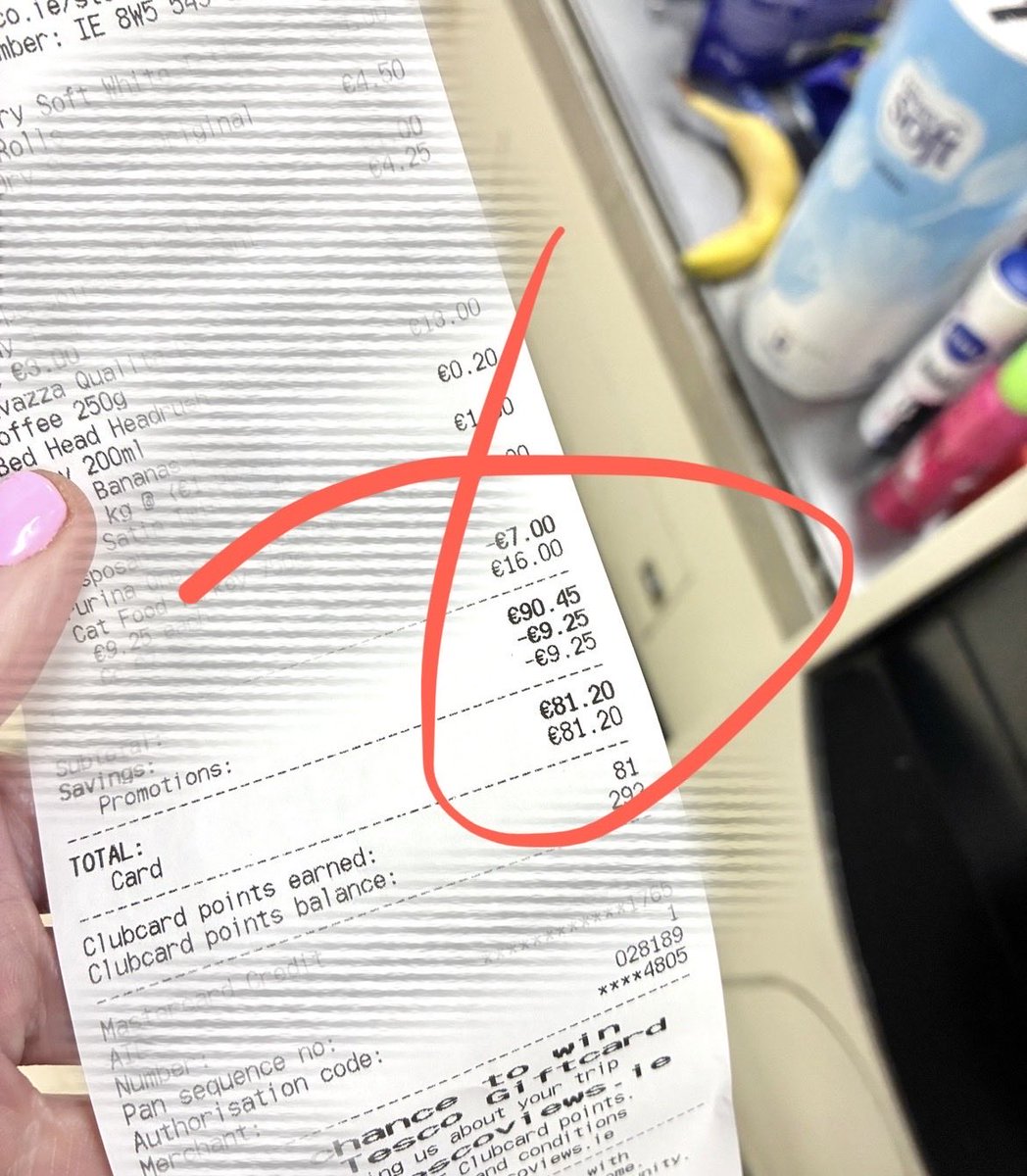 tallblondequeen's tweet photo. I get SO turned on when l know someone else is paying for my groceries 🛍️  🍌 🛒 The lone banana in the background was not intentional.  Didn’t eat much today and I needed a snack lol. https://t.co/rzlOp4ApFK