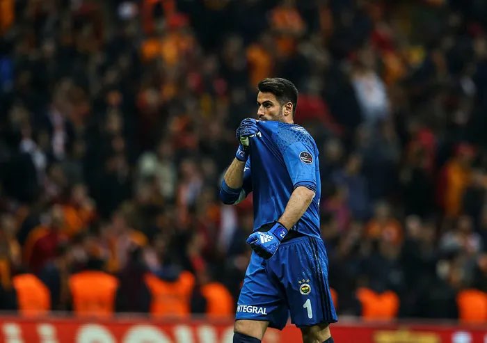 Siyah Çoraplılar tweet media