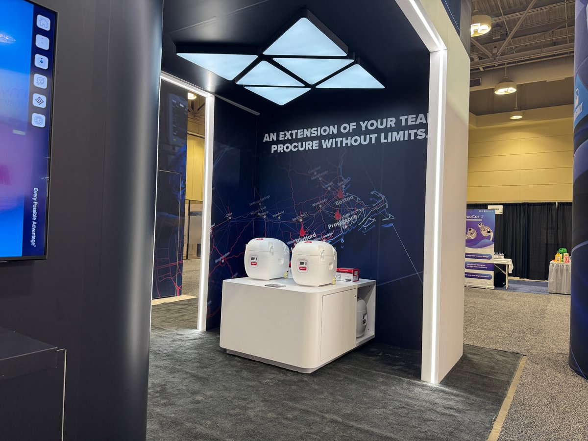 Visit_Visual's tweet photo. We were excited to work closely with the @ParagonixSherpa team to create an exhibit worthy of the important work they do.  Paragonix Advanced Organ Preservation devices have preserved over 10,000  organs! Hoping they continue to 'get the word out', at #ISHLT2026 this week. https://t.co/hOt5ojwmiD