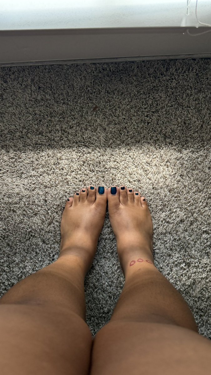 sz 6.5 🦶🏽 tweet media