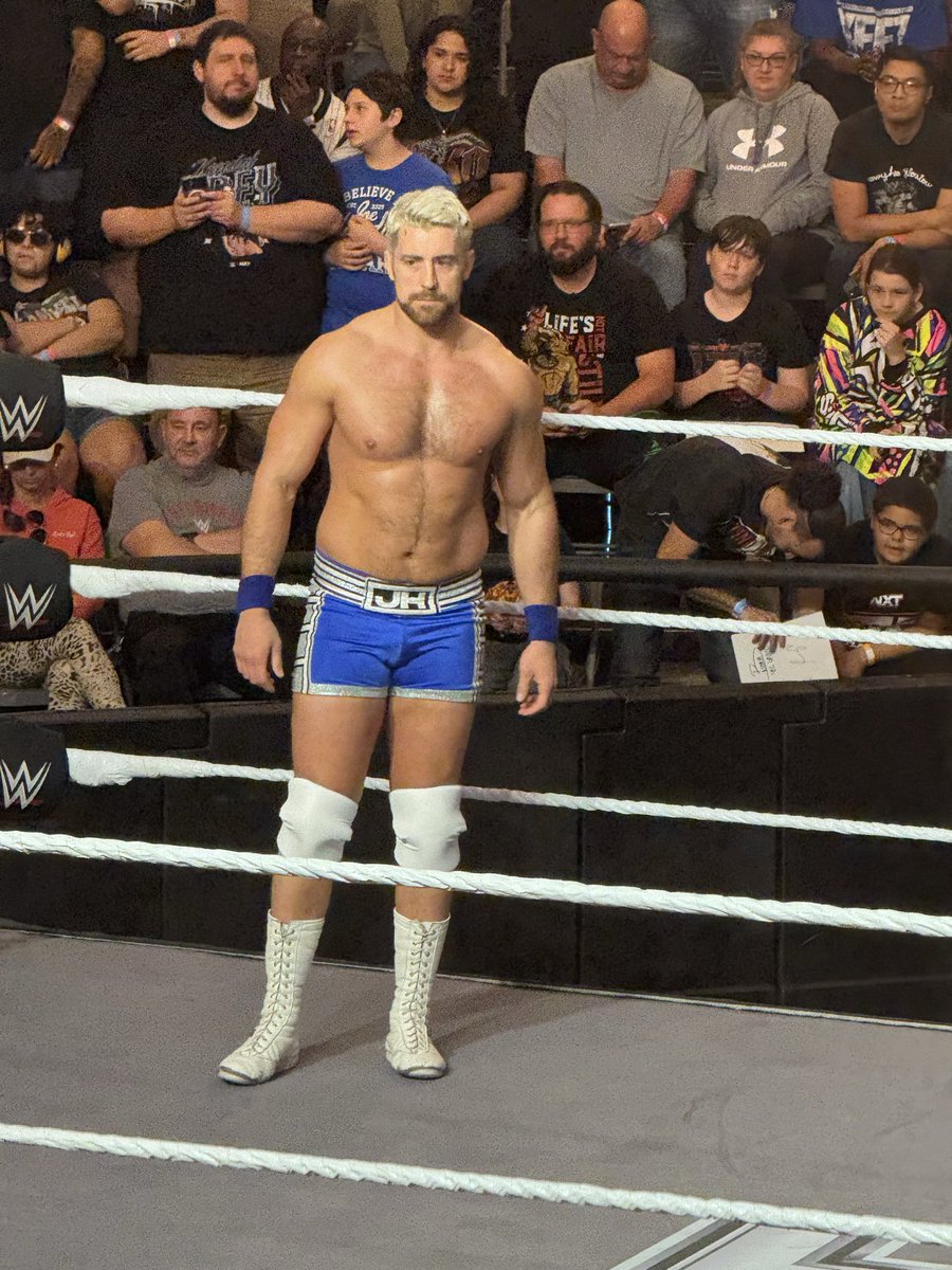 CRZ_Zane18's tweet image. NXT REVENGE WEEK 2 REVIEW:
Myles Borne vs Dion Lennex- ⭐️⭐️1/2
Joe Hendry vs Keanu Carver- ⭐️1/2
Casket Match- ⭐️⭐️⭐️1/2
Speed Match- ⭐️⭐️
Sol Ruca vs Zaria-⭐️⭐️⭐️⭐️
Overall-⭐️⭐️⭐️
#WWENXT