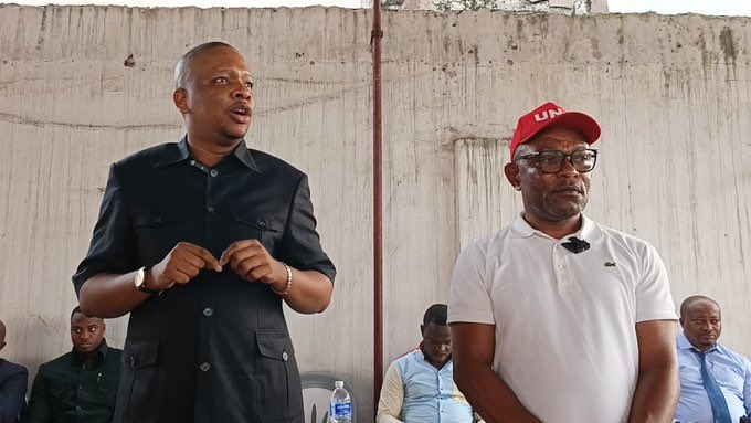 olb_unc's tweet photo. Le Prés de la FNJ a rendu visite ce jour au Coordon de la Cel de recrutement et implantation, JP OKATA.
Une rencontre qui consacre l'entente entre Chefs et le retour au respect strict des normes de fonctionnement. L'unité est totale. 🏛️✨
#FNJ #Leadership #Cohésion https://t.co/VRLjl8P1Zh
