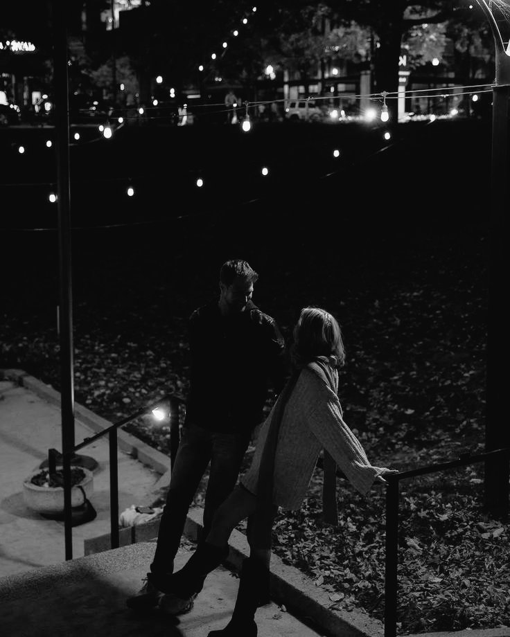 ' bLâck.. tweet media