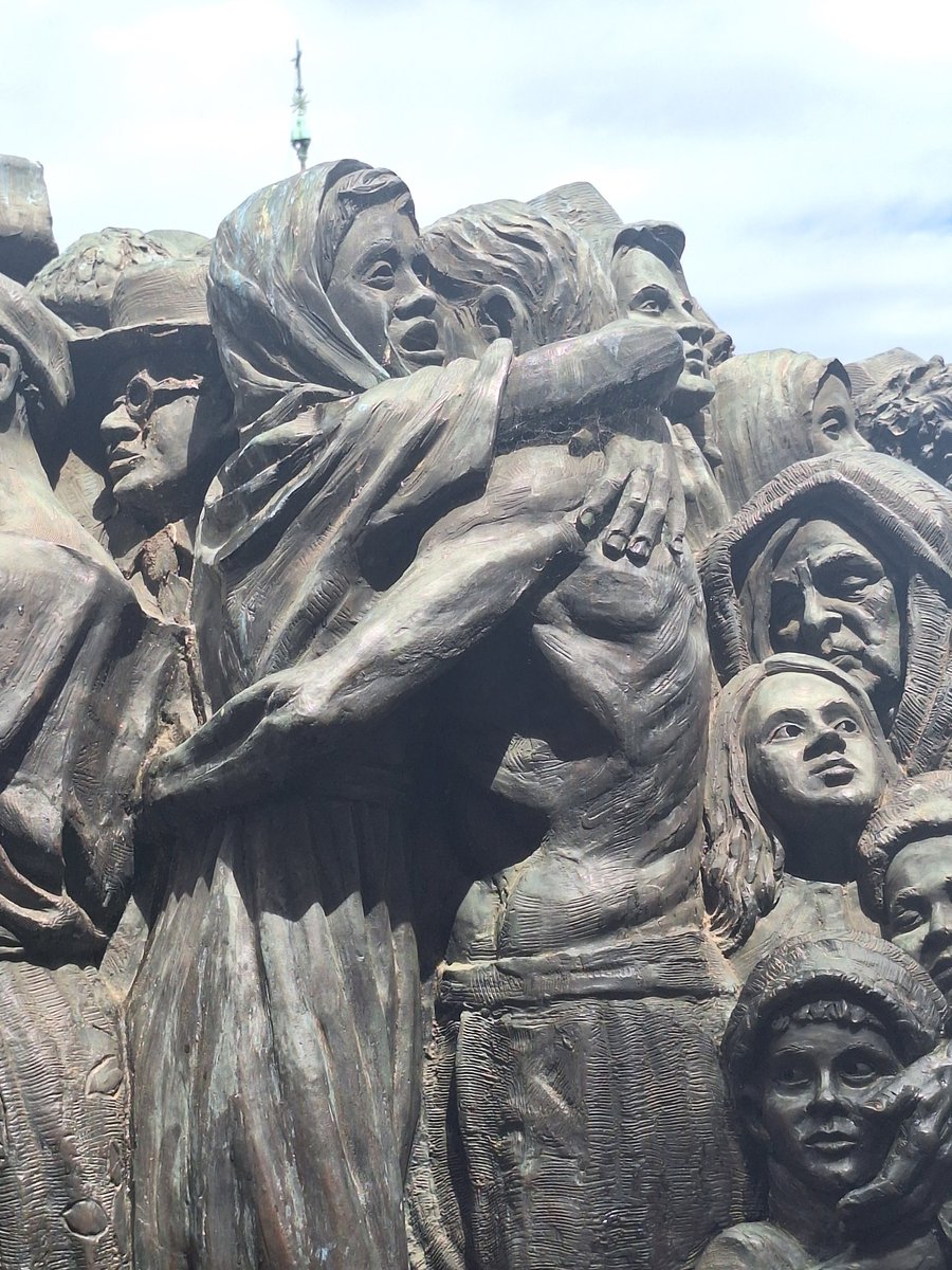 Rachel Carr tweet media