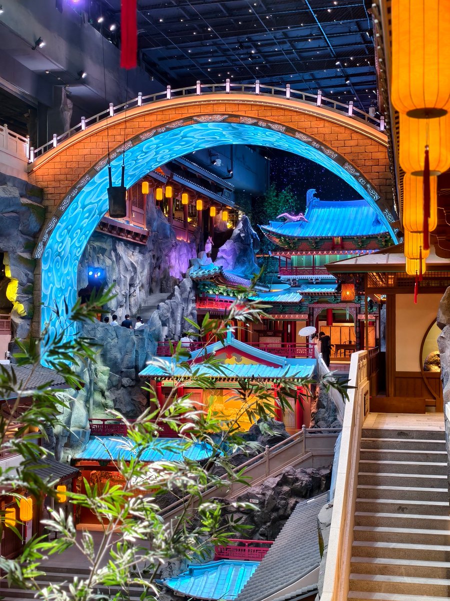 amber holder tweet media