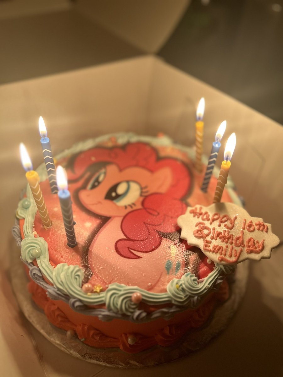 emss ⋆.ೃ࿔ tweet media