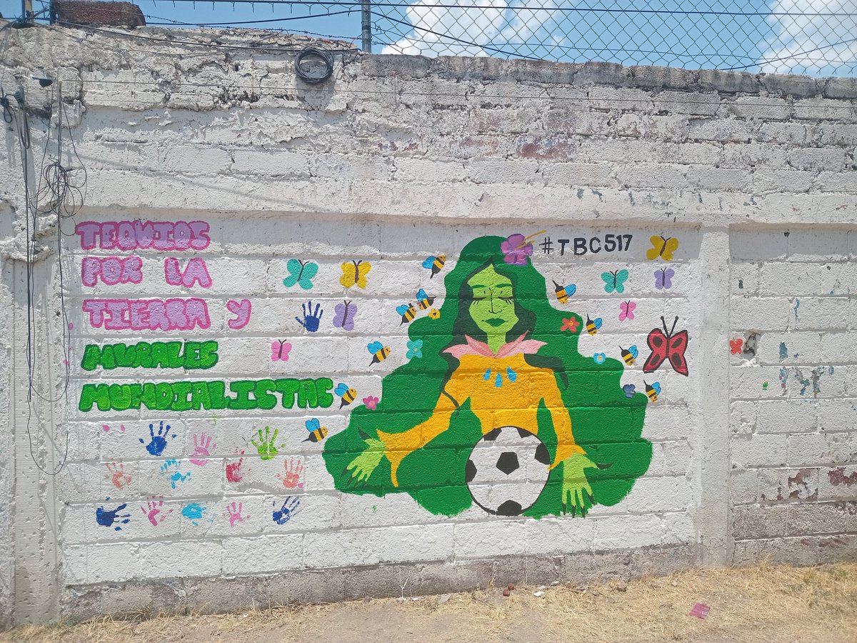 num_517's tweet photo. TBC 517. La comunidad estudiantil del plantel se sumo a la "Jornada Nacional Tequios Por la Tierra y Murales Mundialistas." @SEMSedomex @Edomex_TBC @TbcVallede #JovenesTransformandoMexico
#DiaDeLaTierra
#MundialSocial https://t.co/ur4Q8dAZJe
