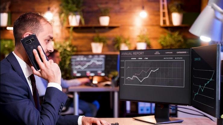 jared_noblpicks's tweet photo. FTSE 100 edged down 0.2% as Middle East tensions linger. UK inflation data adds pressure.

Industrials and financials led the decline. Technical levels are being tested.

Await confirmation before new moves. Manage risk carefully. 📢 https://t.co/KNtatWfKFh