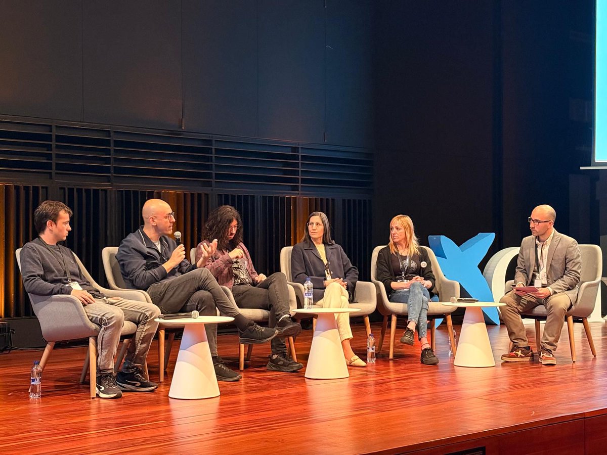 AEspecAutista's tweet image. Agraïm a tothom qui va participar a les taules rodones i activitats de l'acte que vam celebrar al CaixaFòrum Barcelona, i a tothom qui va assistir.

Donem visibilitat a l'autisme i debatem aquells aspectes que afecten al dia a dia de la nostra comunitat.

#TEA #Autisme #Asperger