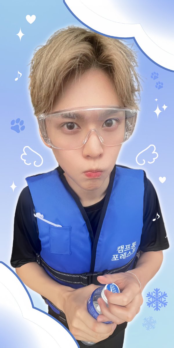 tsekubay's tweet image. "T-minus 0 to real world – but first, a photo with the ones who turned 'study sessions' into 'late-night snack runs' and 'deadlines' into 'dance breaks'.  #GradSquad #NextChapter"