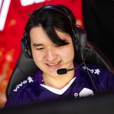xulhu tweet media