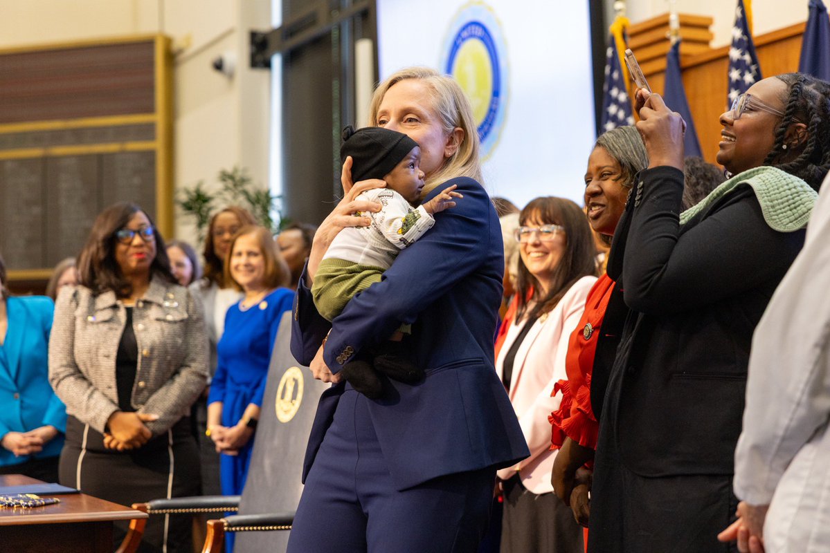 Governor Abigail Spanberger tweet media