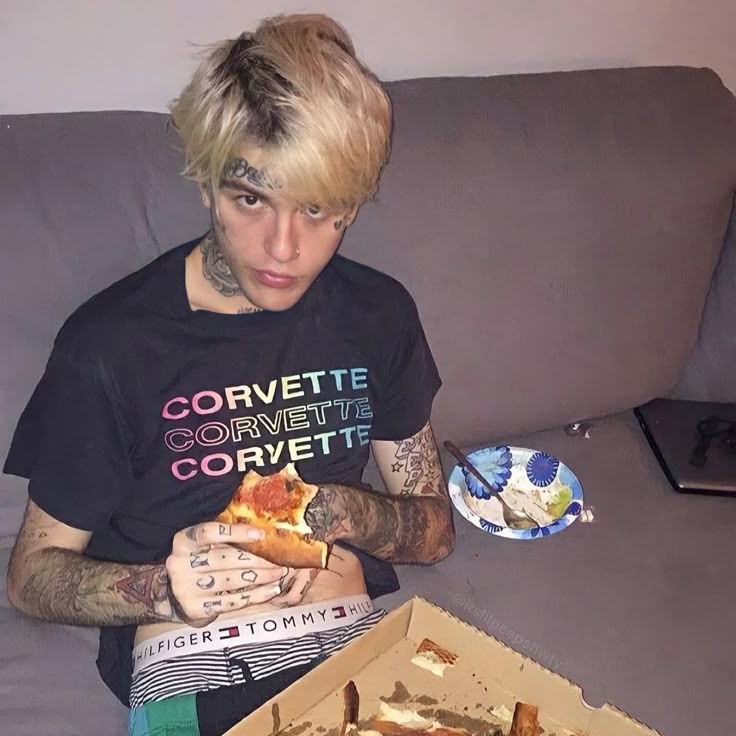 bia complexa tweet media