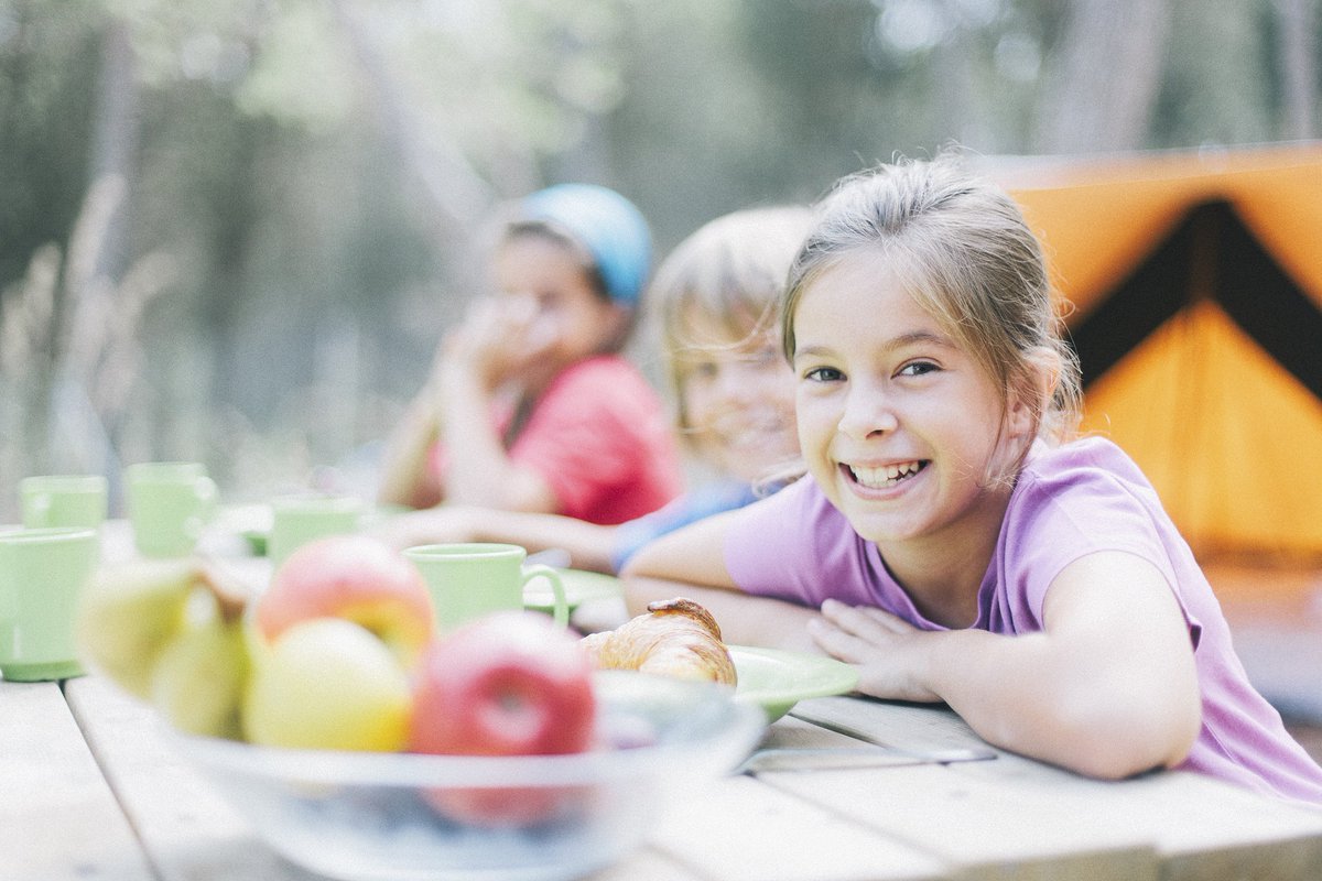 AdvctngSW's tweet image. "Sunshine + sandcastles = best Sunday with my little co-builder  #FamilyFun #BuildTogether"