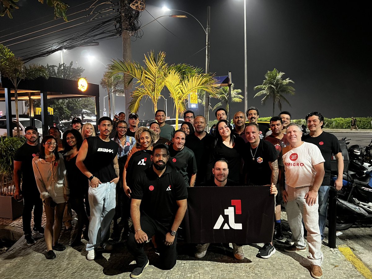 Gabriel Azeredo 🔺 tweet media