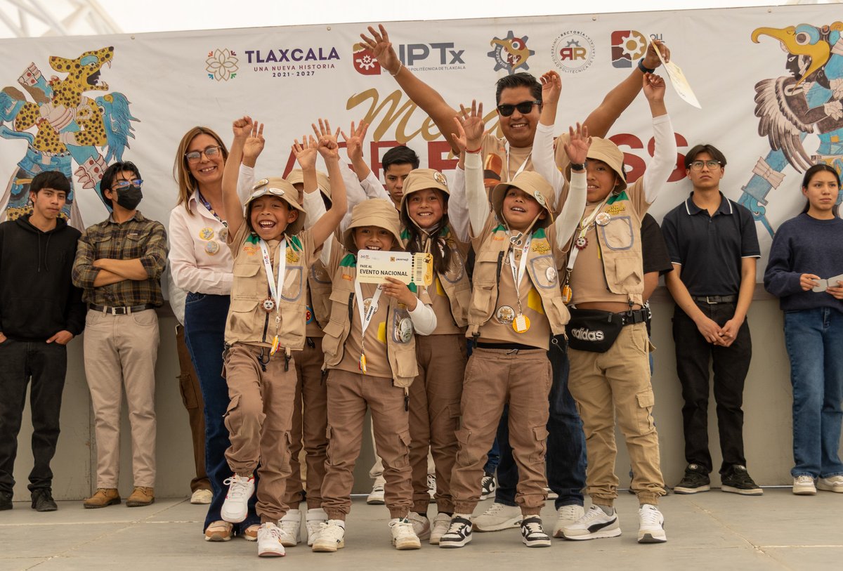 Fundación RobotiX tweet media