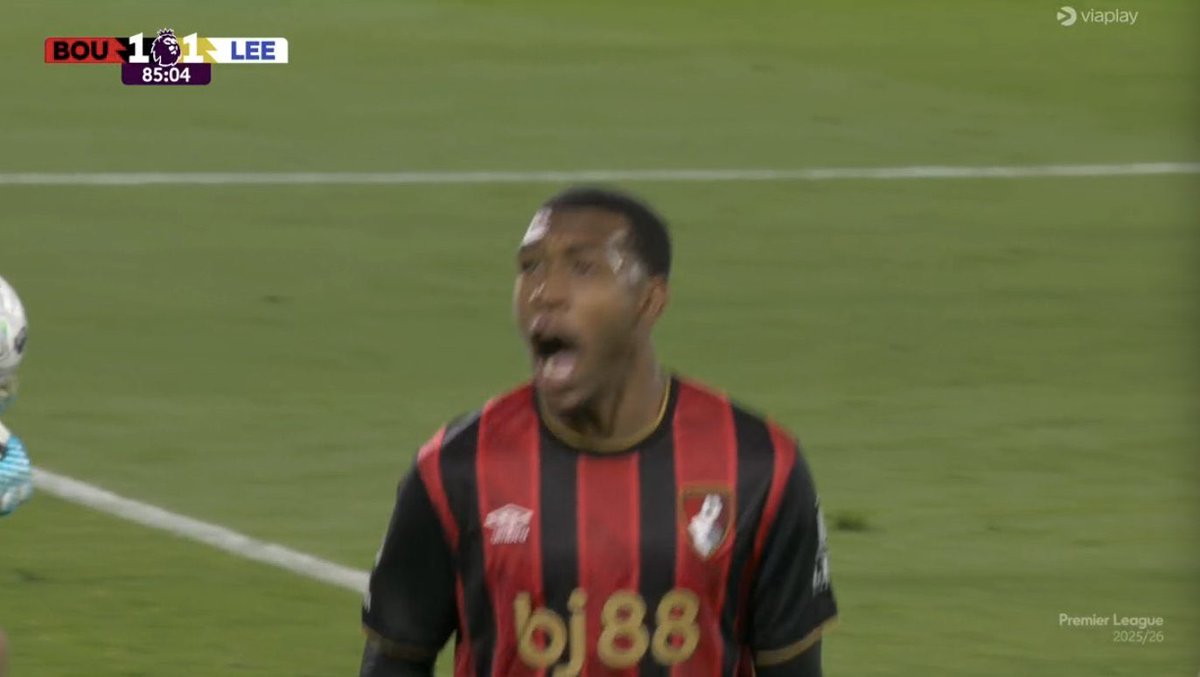 o muleke é DECISIVO!!!!!!!

Rayan marcando o gol da vitória do Bournemouth aos 86 minutos de jogo!

o 3º gol do Brasileiro com a camisa do clube inglês.

com os possível corte do Estevão, vale a pena olhar o Rayan. 👀🇧🇷