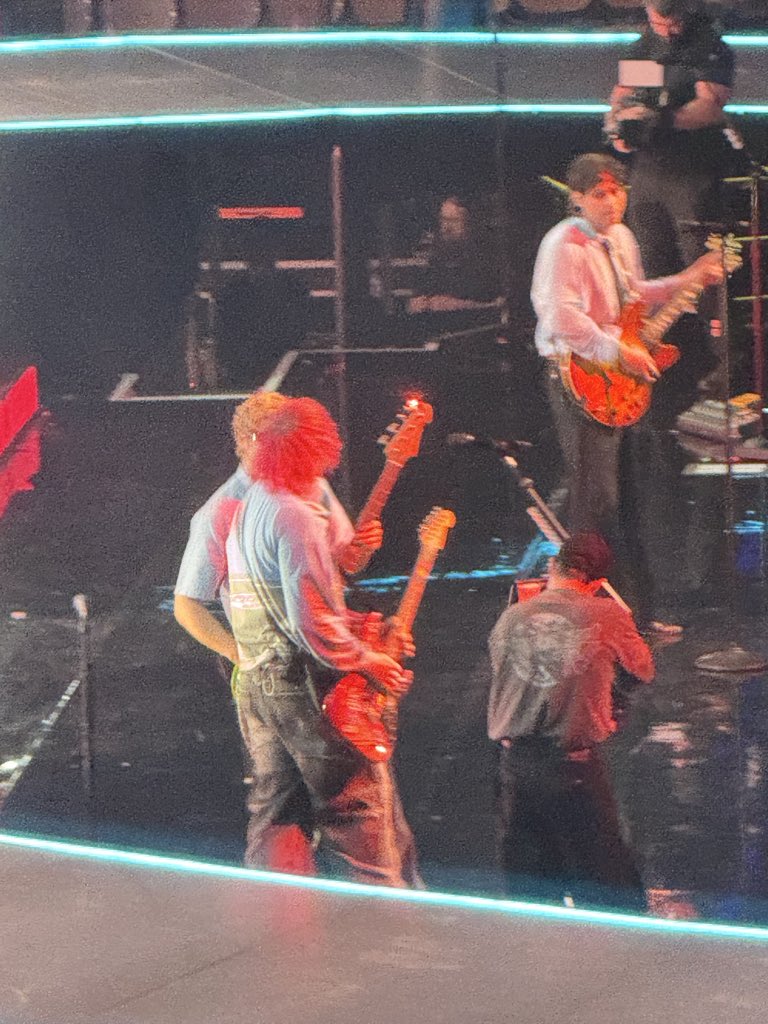 oh to be andy’s camera 😍😍😍