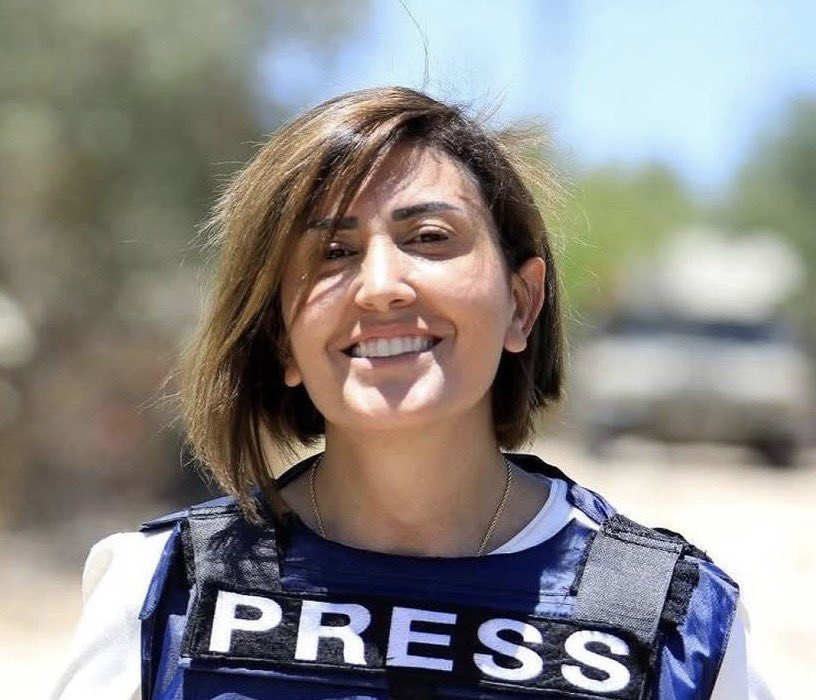 Se confirma el asesinato de la periodista Amal Khalil.

Desgraciadamente, no han podido rescatarla viva y solo pudieron recuperar su cuerpo entre los escobros.

Israel atacó la casa donde se refugió de las bombas y luego impidió su rescate, desencadenando en su trágica muerte.