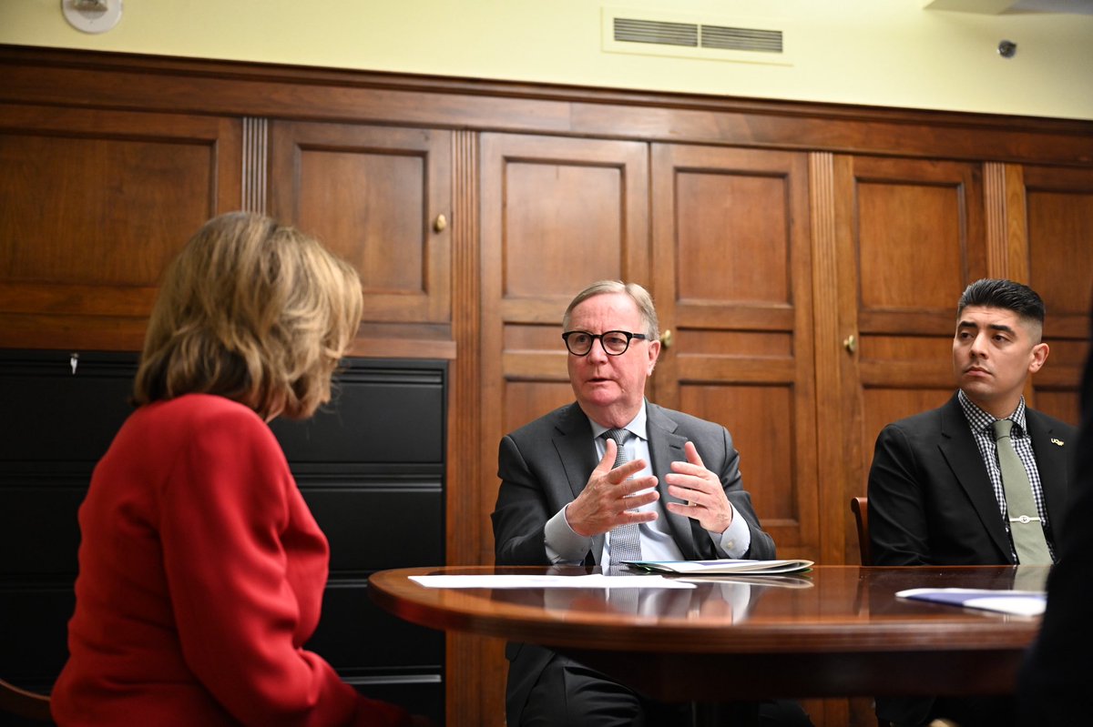 Nancy Pelosi tweet media