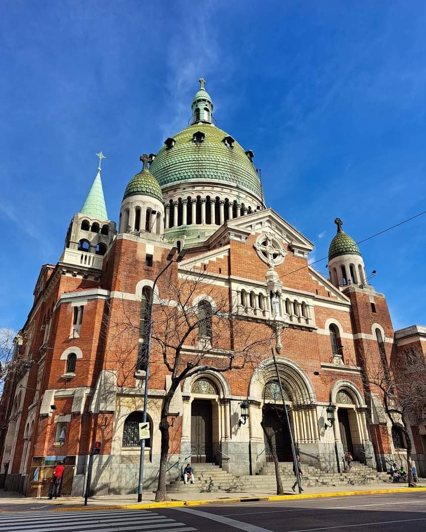 Argentinian Catholic Aesthetics tweet media