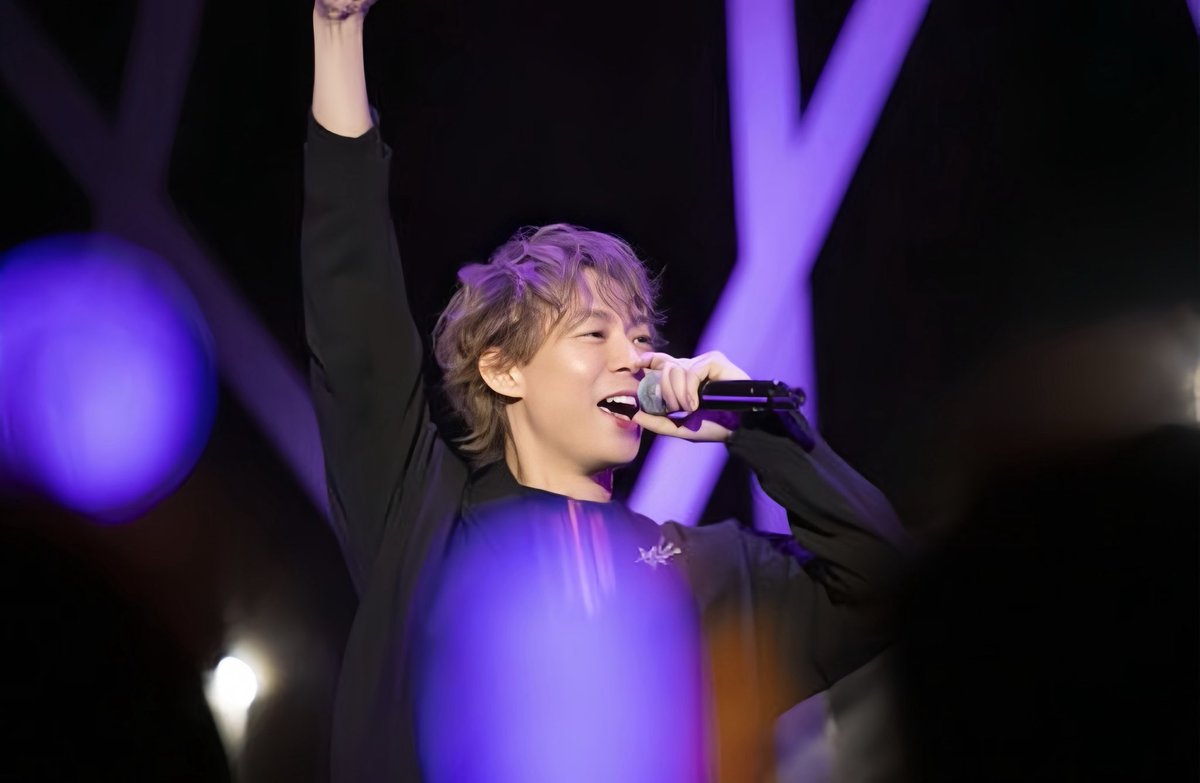 yoko 🪐 tweet media