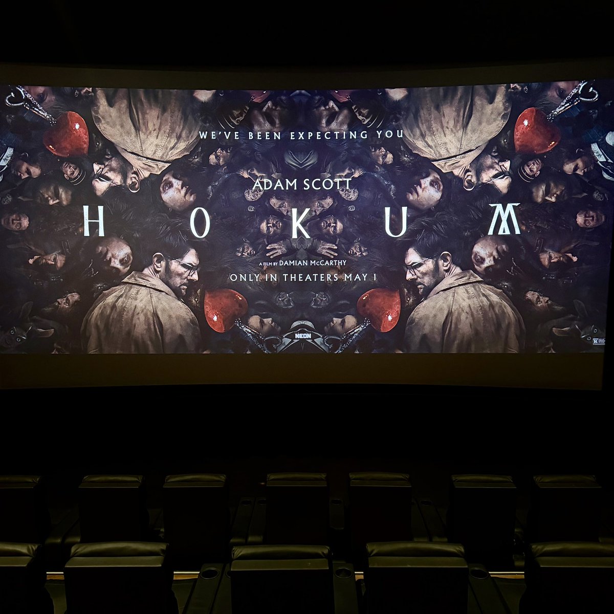 jobonito's tweet photo. Not me at the #Hokum screening by myself 😱 I’m scared @neonrated! https://t.co/4RK0YaQYpL