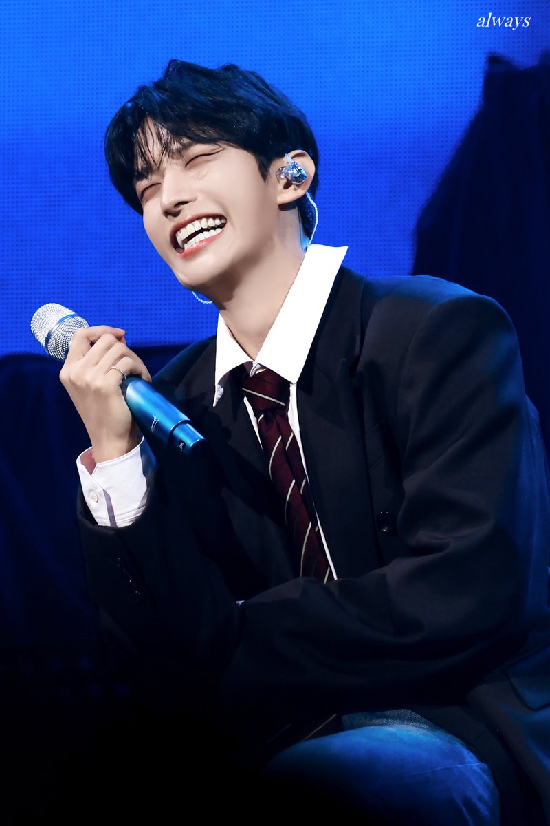 alwaysdk_218's tweet photo. 260419 DxS [SERENADE] - ON STAGE IN INCHEON

#SEVENTEEN #세븐틴
#도겸 #DK #ドギョム
#DOKYEOM #이석민
@pledis_17 https://t.co/ED9Q4ZyBQJ