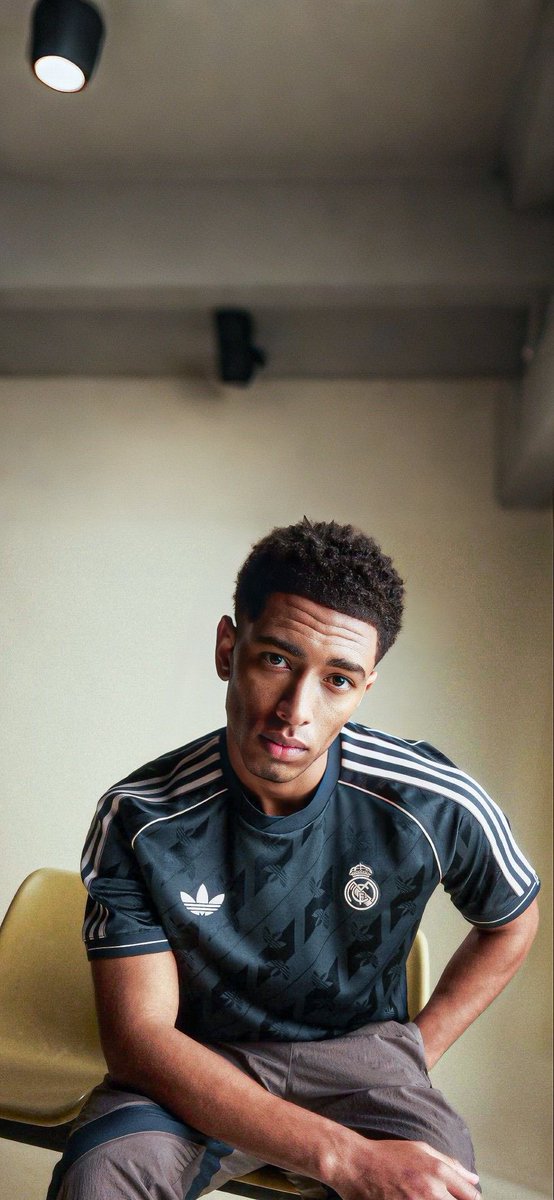 J. ⭐️ tweet media