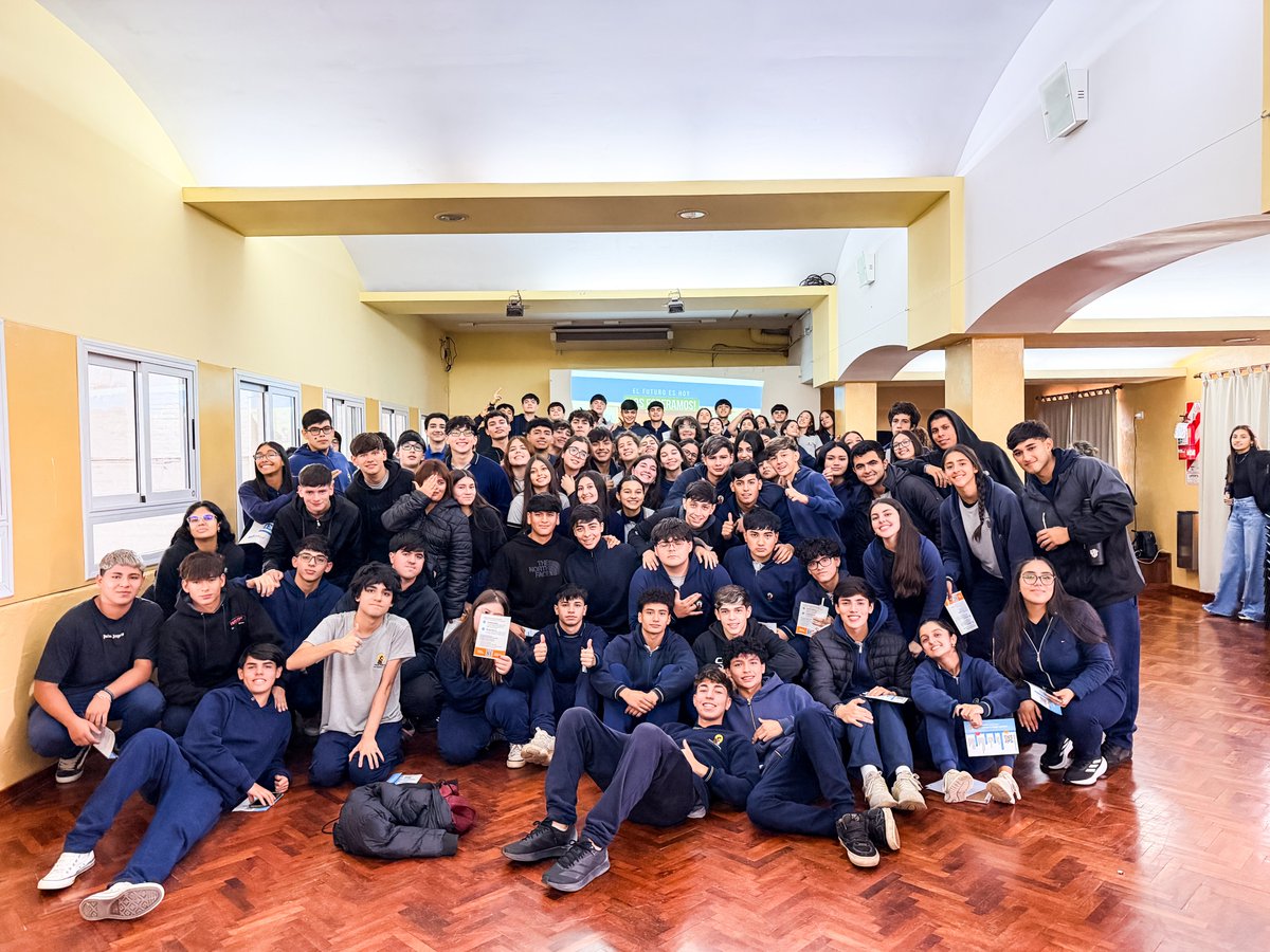 Colegio Universitario IES tweet media