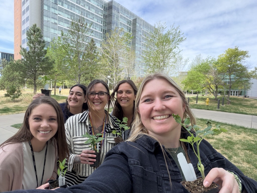 CUDivHospMed's tweet image. Celebrating the people who help everything grow! Today, we’re honoring #EarthDay and #AdministrativeProfessionalsDay with a lunch and plant exchange for our staff, because our team knows a thing or two about keeping things thriving. #TeamGrowth