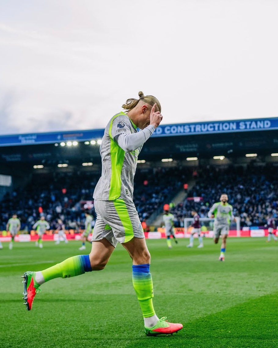 Man City é o novo líder da Premier League!
